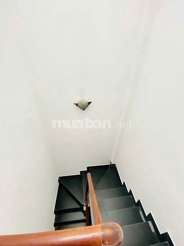 CHÍNH CHỦ BÁN 106/4/3 NGUYỄN VĂN CỪ - 3 TẦNG - SỔ VUÔNG - 6.3 TỶ