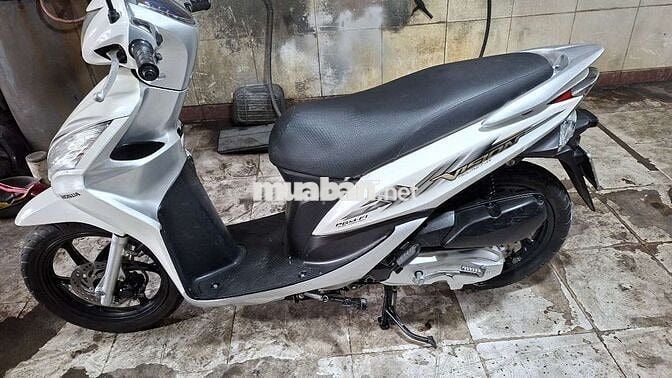 Bán Honda Vision FI đời 2013 giấy tờ hợp lệ