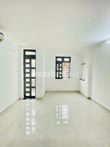 CHÍNH CHỦ BÁN 106/4/3 NGUYỄN VĂN CỪ - 3 TẦNG - SỔ VUÔNG - 6.3 TỶ