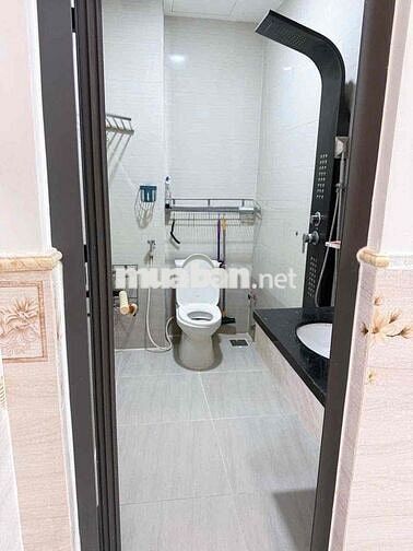 cho thuê nhà rộng đẹp 4pn 26tr