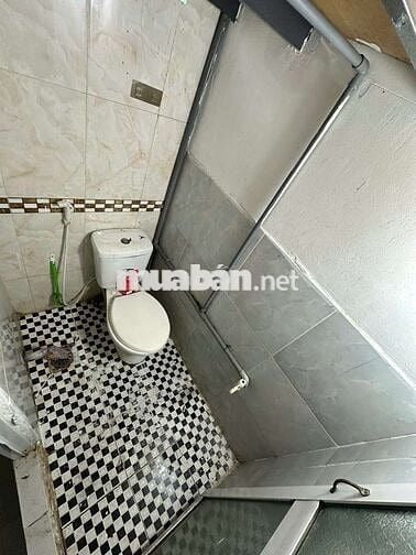 Giờ tự do, về miền tây và trung tâm, ra Võ Văn Kiệt 500m và 1A 2km