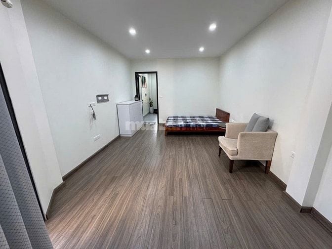 BÁN NHÀ 5 TẦNG – 36M² – 1 PHÚT RA HỒ TÂY LỘNG GIÓ
