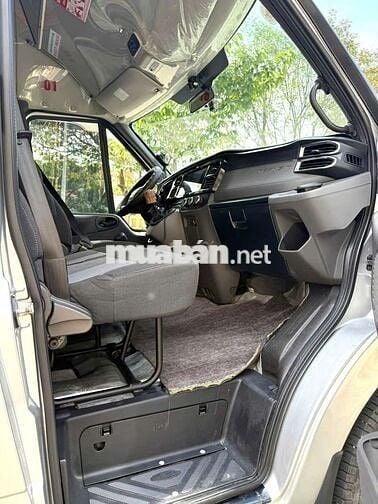 Ford Transit 2022 Bạc 126.000 km