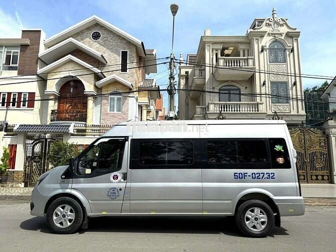 Ford Transit 2022 Bạc 126.000 km