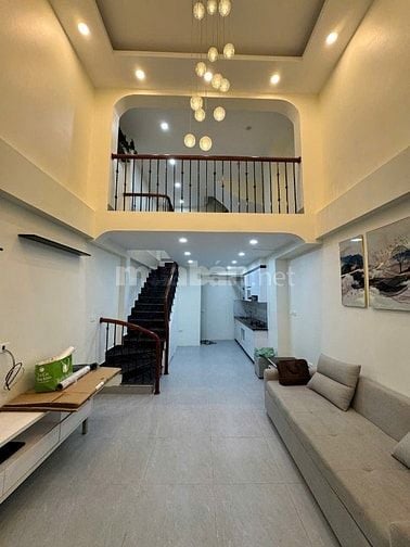 BÁN NHÀ 5 TẦNG – 36M² – 1 PHÚT RA HỒ TÂY LỘNG GIÓ