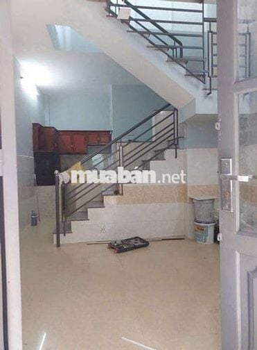 Nhà Thuê 4×7 Lầu suốt 2pn. Đường võ văn vân ấp 2 vĩnh lộc b