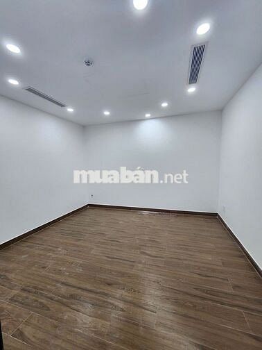 CHO THUỂ TÒA NHÀ LÀM VP/CTY QL 13 CŨ CÓ THANG MÁY