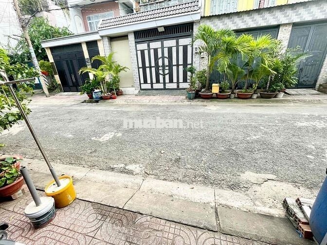 Phòng trọ Sạch Đẹp 16m2 , đường Phan Văn Hớn _ Bà Điễm 5, H. Hóc  Môn