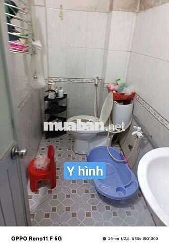 Nhà thuê 4×16 lầu suốt 3 pn. 2 w. Đường lại Hùng Cường vlb vào 2/