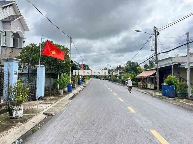 210m2/420TR GÓC 2 MT NGUYỄN VĂN HOÀI TÂN AN HỘI FULL THỔ , SHR