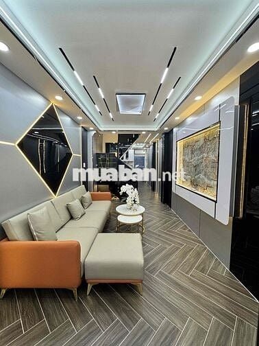 Nhà lầu 4 phòng ngủ hẻm thông, nội thất như hình, đg Lê Văn Lương