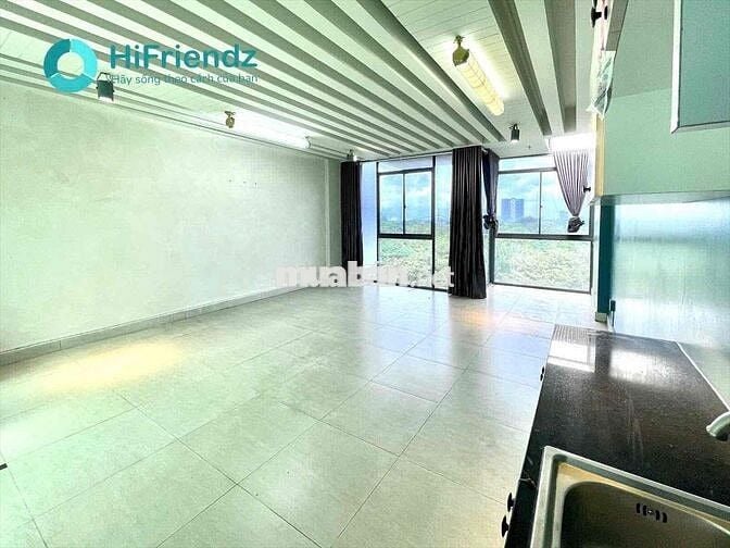 Khai trường phòng mới xây bancol siêu thoáng mát thuận tiện ueh vhu rm