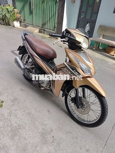 Xe nhà đi Wave RSX 2014 Vàng, BSTP máy êm ru