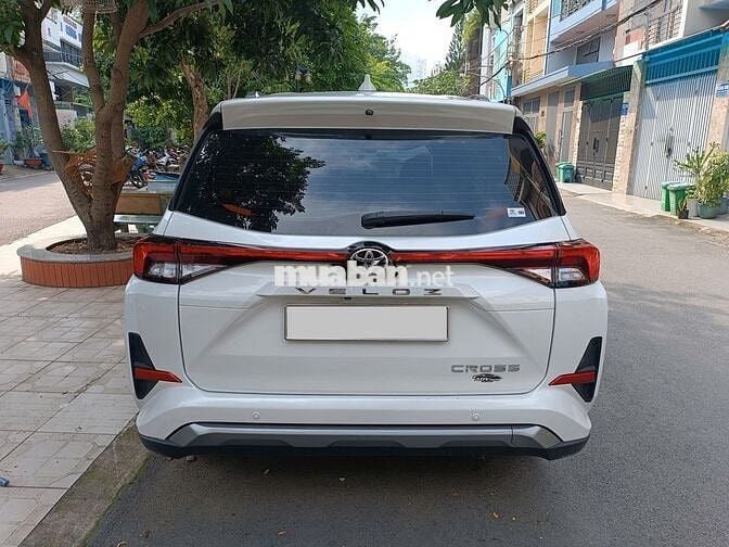 Toyota Veloz Cross 2022 CVT Top - 19000 km