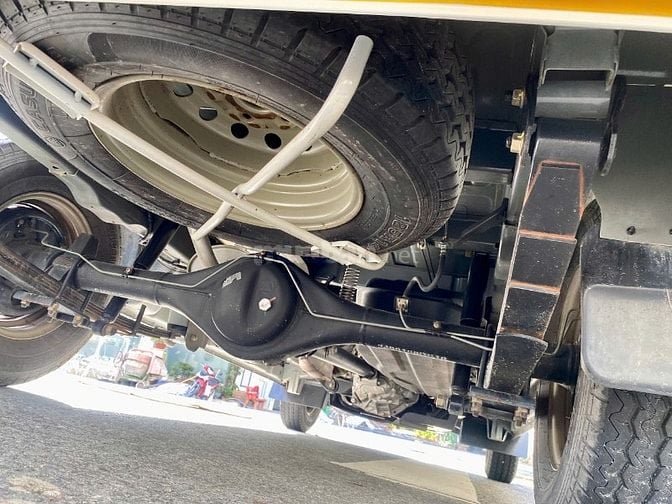 Xe tải van 945kg 2 chỗ ngồi 1 đời chủ Tera V 2022