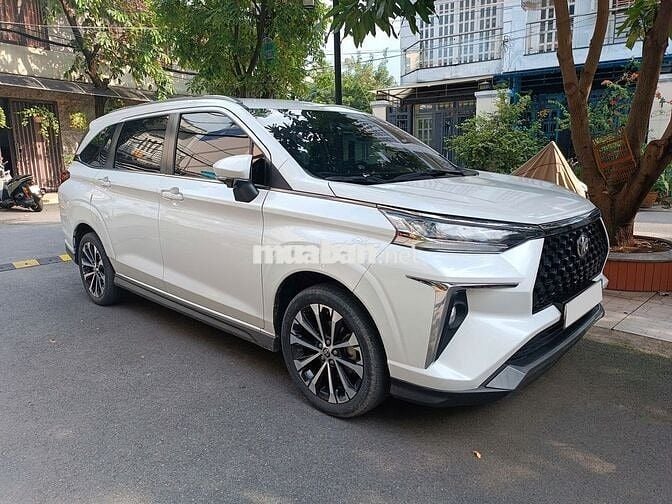 Toyota Veloz Cross 2022 CVT Top - 19000 km