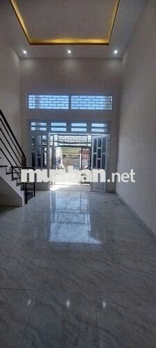 Cho thuê nhà mt tx 22 kinh doanh buôn bán nhỏ giá 9tr