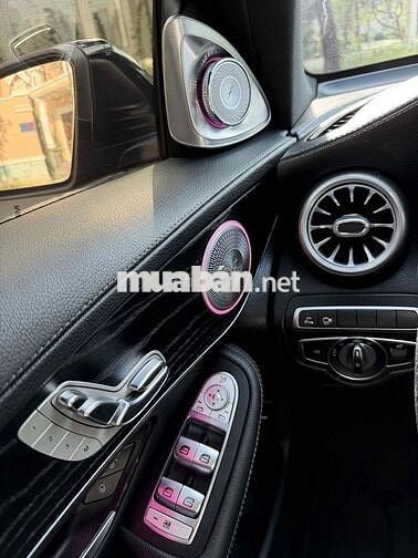 Mercedes Benz GLC 300 4Matic Sản xuất 2019 ✅