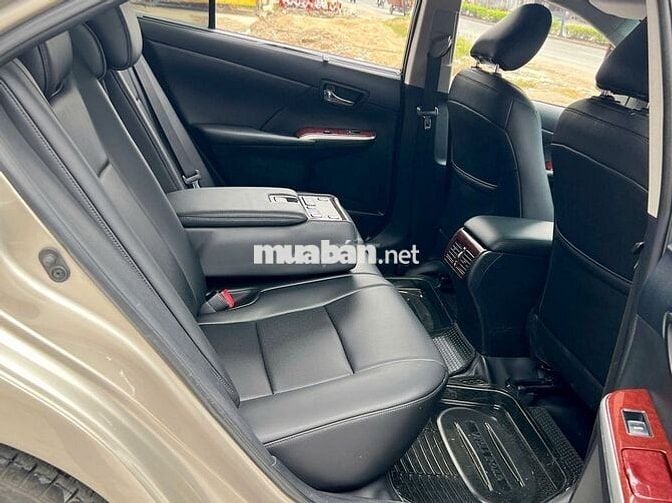 Camry 2.5Q 2014 nội ngoại thất đẹp nét căng