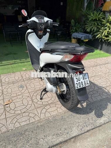 Thanh lý SH Ý 2009