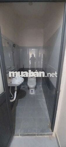 Cho thuê nhà mt tx 22 kinh doanh buôn bán nhỏ giá 9tr