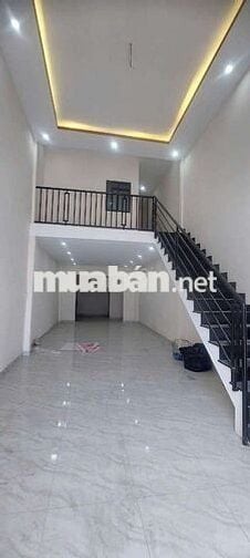 Cho thuê nhà mt tx 22 kinh doanh buôn bán nhỏ giá 9tr