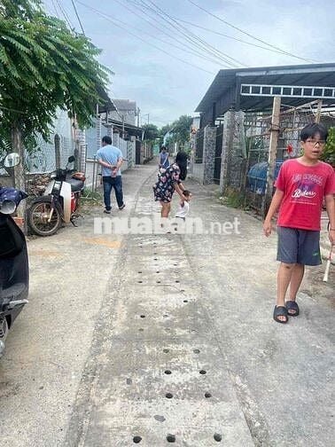 Đất Tân An Thủ Dầu Một đường 4m thôgchợ BếnThế 1/Huỳnh Thị Hiếu vào50m