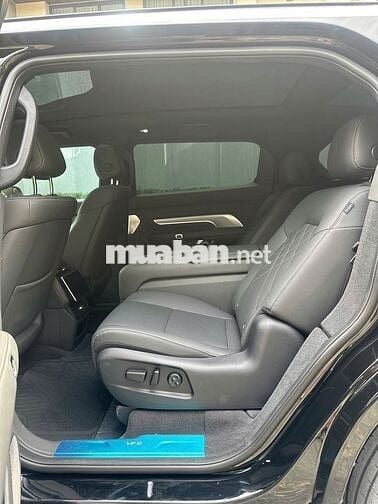 VinFast VF9 Plus 2025 màu đen, mua Pin