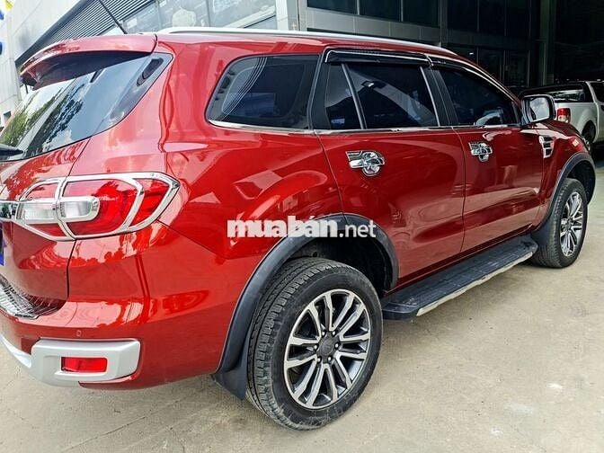Ford Everest Titanium 2018, bảo hành 2026, vay 75%