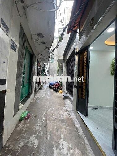 BÁN NHÀ ĐẸP TẠ QUANG BỬU - HẺM BA GÁC - 3 TẦNG 4PN 2WC  - NHỈNH 2 TỶ