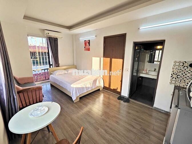 Trống sẵn Studio 28m2 full đồ ban công thoáng, Đội Cấn