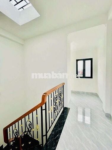 NHÀ BÁN 77M² CAO 4 TẦNG BTCT 4PN 5WC  S=128M² TẠI TRƯỜNG THỌ_8.4 TỶ