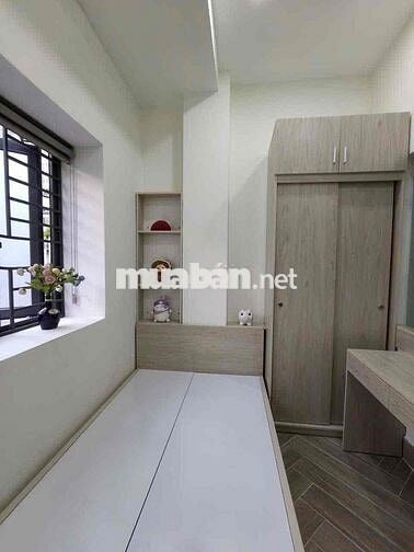 Cho Thuê NNC HXH 2PN 2WC Mới 100% Có Nội Thất Ngay Ba Tháng Hai Q10