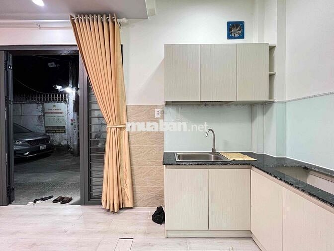 Cho Thuê NNC HXH 2PN 2WC Mới 100% Có Nội Thất Ngay Ba Tháng Hai Q10