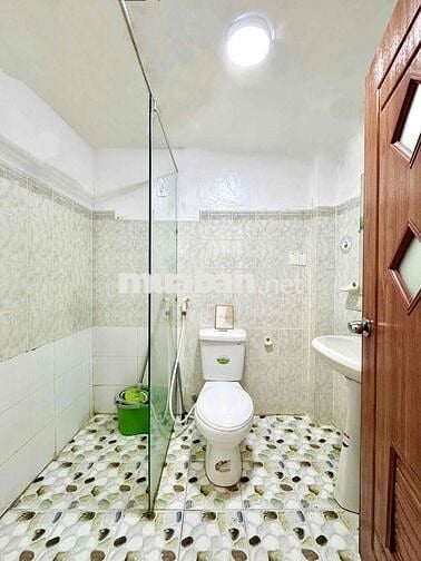 Cho thuê phòng ngay Nguyễn Văn Cừ Q1 gần BẾN THÀNH - PHỐ ĐI BỘ 30m2