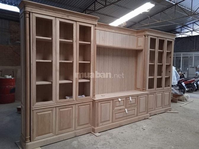 Tuyển thợ mộc có tay nghề, ưu tiên gỗ,có ăn chỗ ở tại Bình Chánh TPHCM