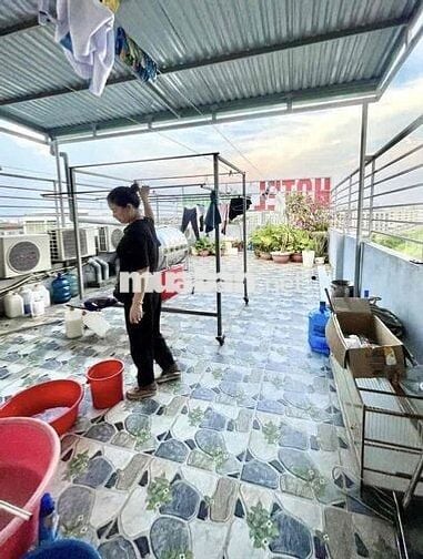 Nhà nghỉ 6 tầng KCN Tràng Duệ doanh thu hơn 1 tỷ/ năm giá 10,5 tỷ