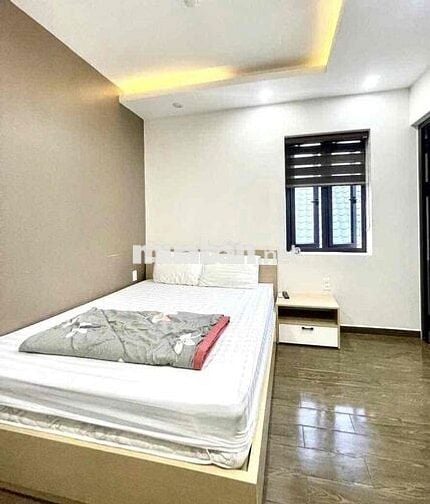 Nhà nghỉ 6 tầng KCN Tràng Duệ doanh thu hơn 1 tỷ/ năm giá 10,5 tỷ