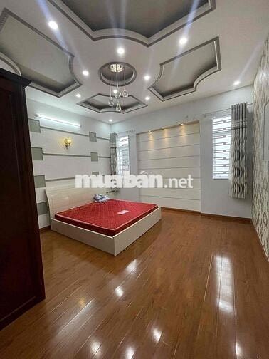 Nhà 2 lầu full nội thất KDC Hồng Phát