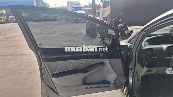 Honda Civic 2008 2.0 AT - 170000 km