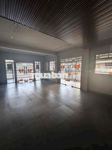 Cho thuê nhà góc 2 mặt tiền Bình Phú P10 Q6