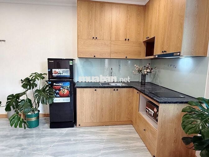 CHO THUÊ STUDIO BAN CÔNG FULL NỘI THẤT MỚI TINH NGAY KIM MÃ, ĐỘI CẤN