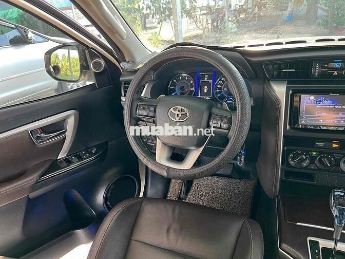 Fortuner 2018 Dầu tự động Xe gia đình SG 51G-