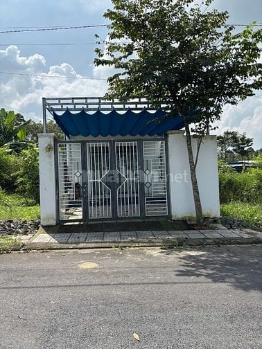 Nhà mới 2024, 2PN gần QL1A & chợ Trà Cổ, đang cho thuê 3tr/tháng, giá 