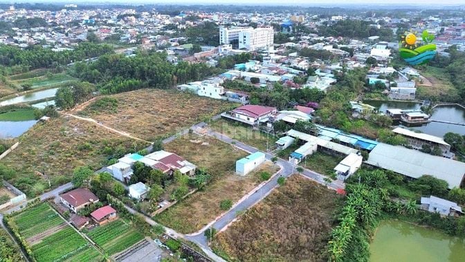 Nhà mới 2024, 2PN gần QL1A & chợ Trà Cổ, đang cho thuê 3tr/tháng, giá 