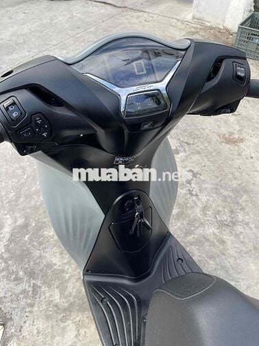 Cần bán sh 125 cbs 2023 1 chủ k lỗi lầm