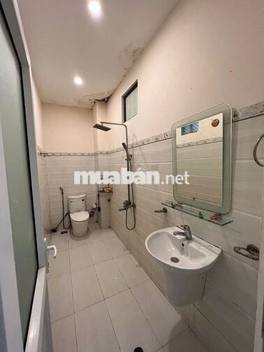 CC cho thuê nhà 3 tầng mặt tiên khu Hoà Xuân