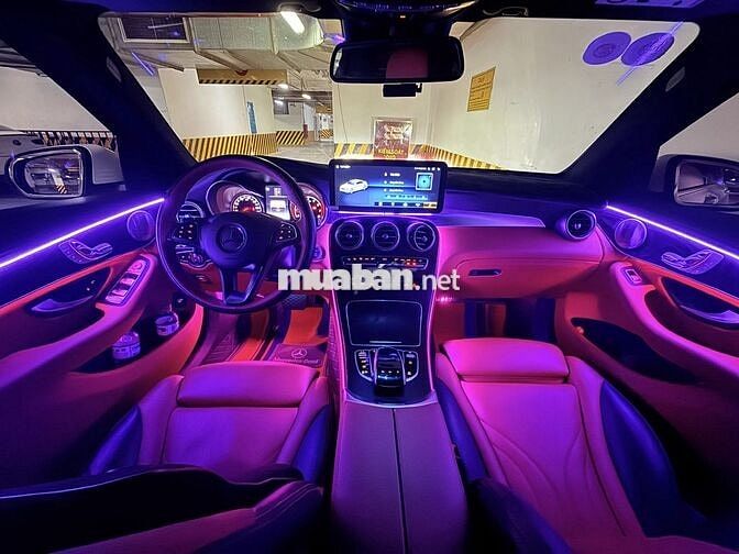 Mercedes-Benz GLC 300 4MATIC 2019 Trắng 74000 km