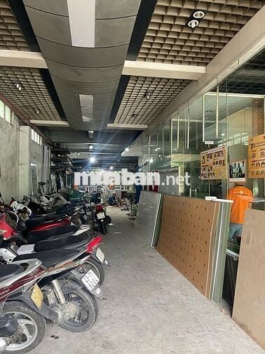 Cho thuê nhà toà nhà Nguyễn Tri Phương 3,5 tầng 1000m2