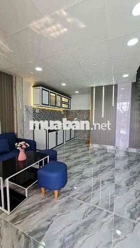 Nhà 1 Lầu 4 x 10m Đường Xe ÔTô , Nội Thất Sổ Hồng Sẵn. Giá 920Tr TL